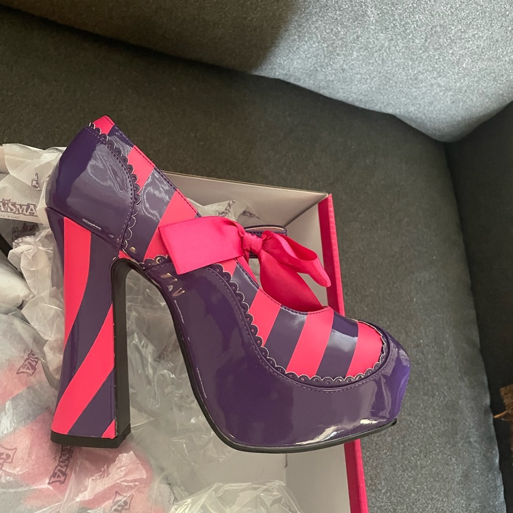 Funtasma Kitty-32/BHP - Purple & Pink (Chesire Cat) Halloween Platfroms